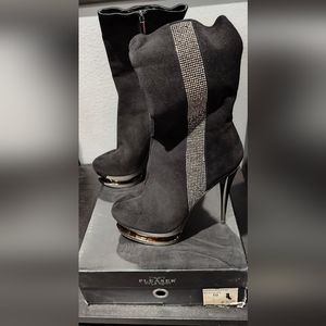 New Pleaser Day & Night Black Suede 5" mid calf platform boots size 10